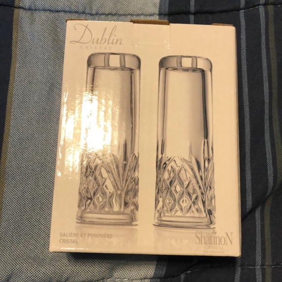 Godinger Dublin Sat and Pepper Shakers Set NIB - Picture 1 of 2